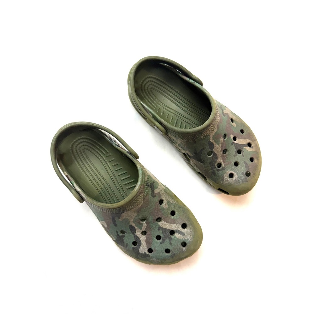 CROCS $35 Youth 3 Green Camo Waterproof Slip On Clog Shoes Box 35